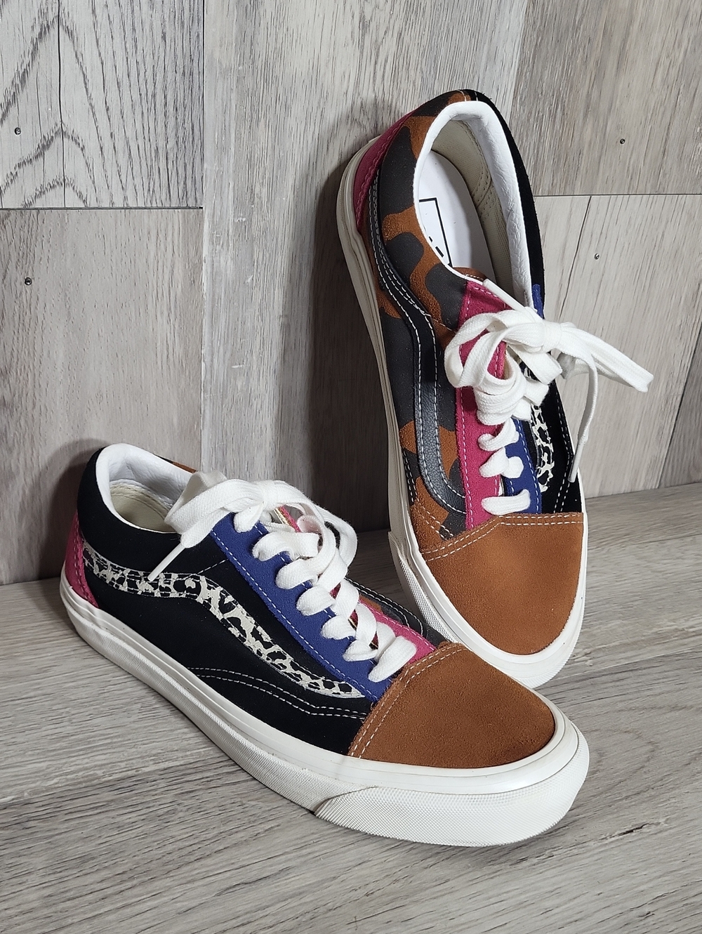 Vans Old Skool 36 DX Anaheim Factory Animal Mix Sneakers Womens 7 Mens 5.5